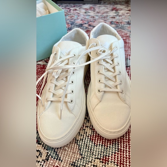 KOIO Capri Canvas Sneakers - Picture 3 of 4